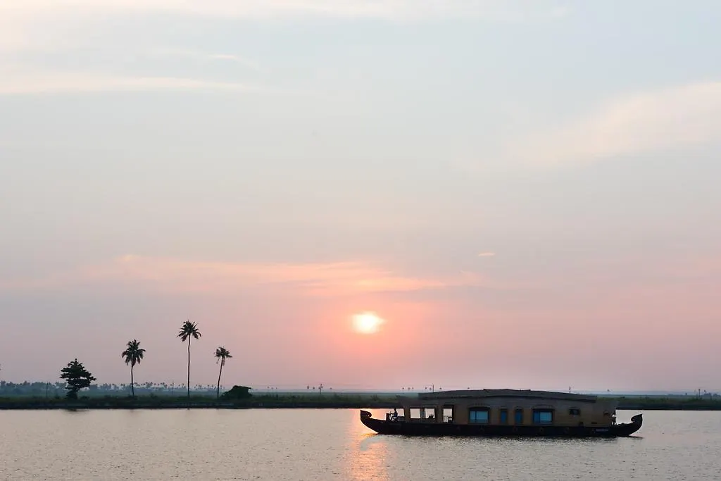 Xandari Riverscapes Alappuzha 3*,