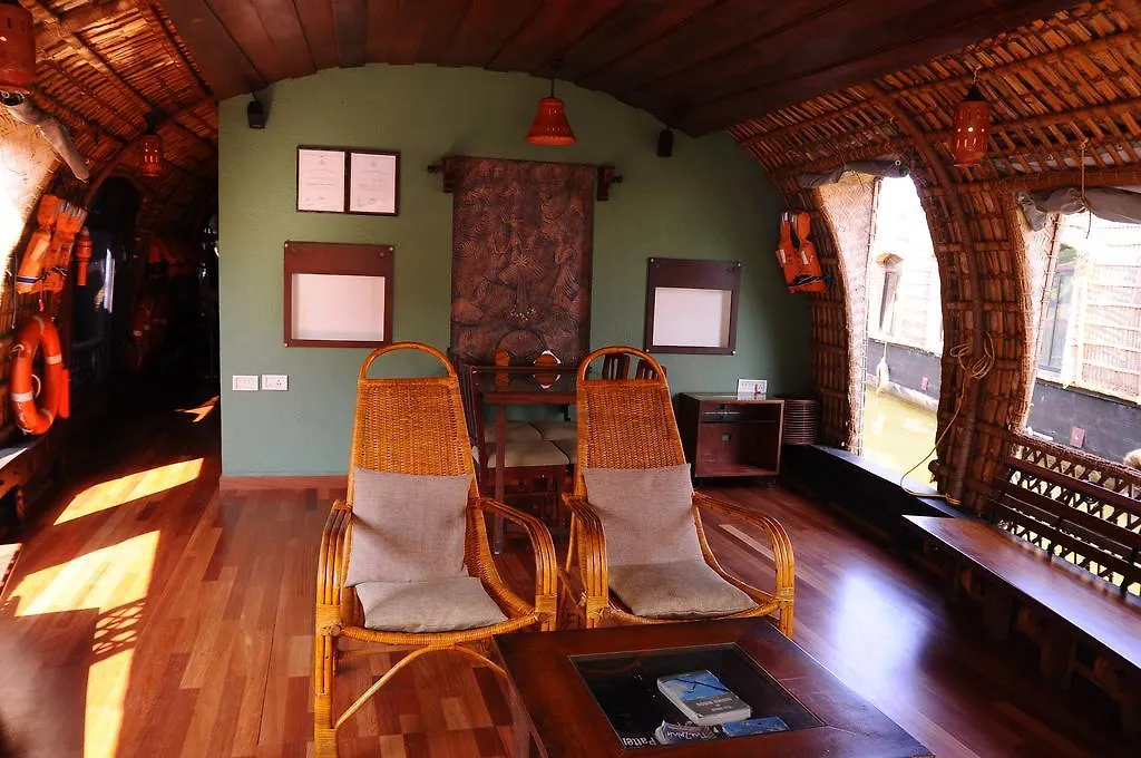 Xandari Riverscapes Alappuzha Botel