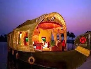 *** Botel Xandari Riverscapes Alappuzha India
