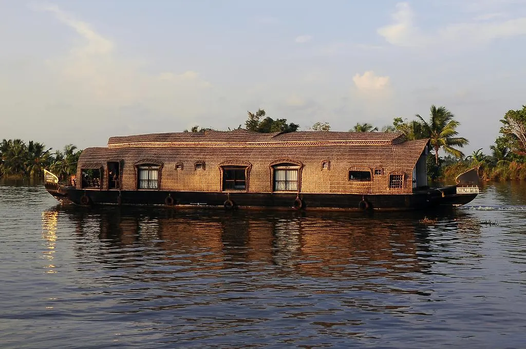 Botel Xandari Riverscapes Hotel Alappuzha