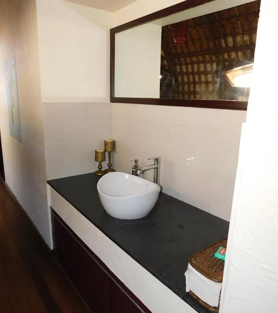 Xandari Riverscapes Alappuzha Hotel en barco
