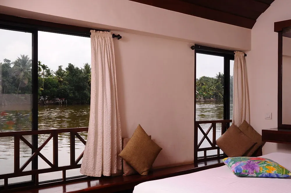 Xandari Riverscapes Alappuzha 3*,  India
